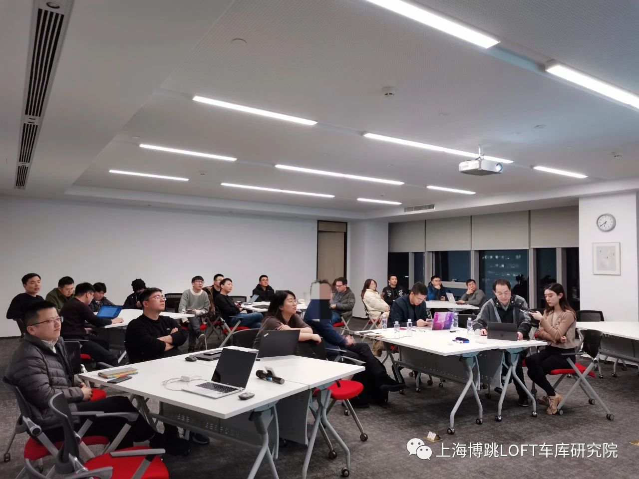 海南藏族杭州LOFT车库专题会